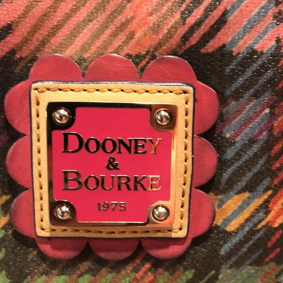 Dooney & Bourke purse - Picture 3 of 6